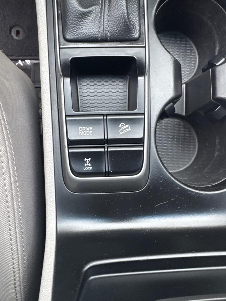 Hyundai Tucson AWD 4dr SE 2016