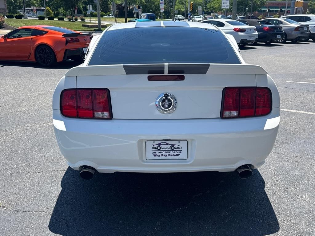Ford Mustang 2dr Cpe GT Deluxe 2008
