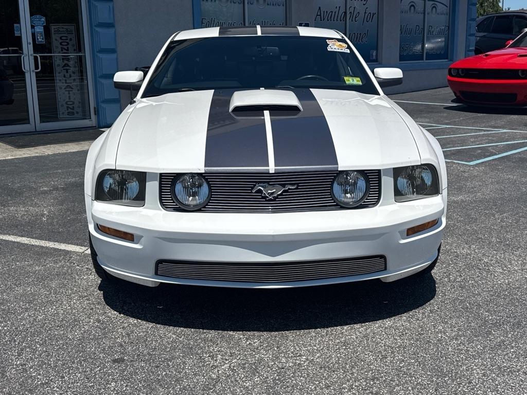 Ford Mustang 2dr Cpe GT Deluxe 2008
