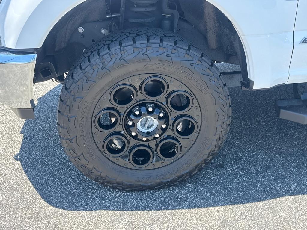 Ford Super Duty F-250 SRW King Ranch 4WD Crew Cab 8' Box 2022