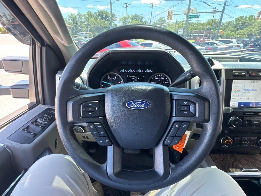 Ford Super Duty F-250 SRW King Ranch 4WD Crew Cab 8' Box 2022