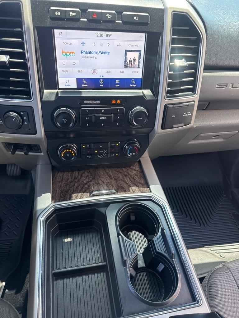 Ford Super Duty F-250 SRW King Ranch 4WD Crew Cab 8' Box 2022
