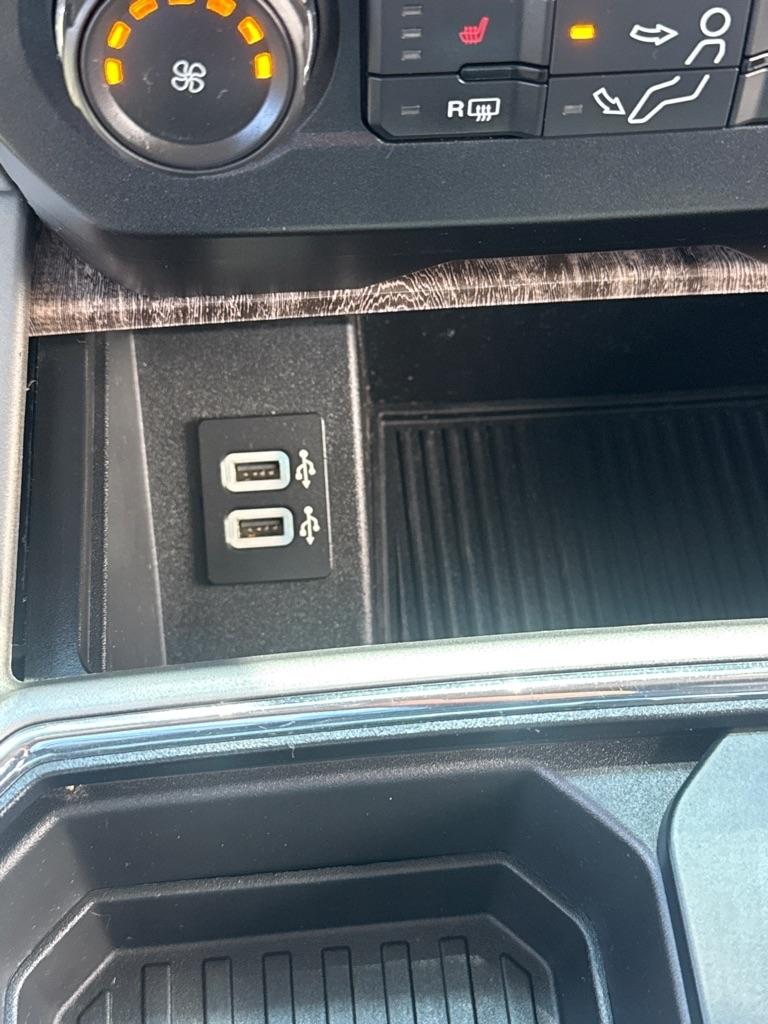 Ford Super Duty F-250 SRW King Ranch 4WD Crew Cab 8' Box 2022