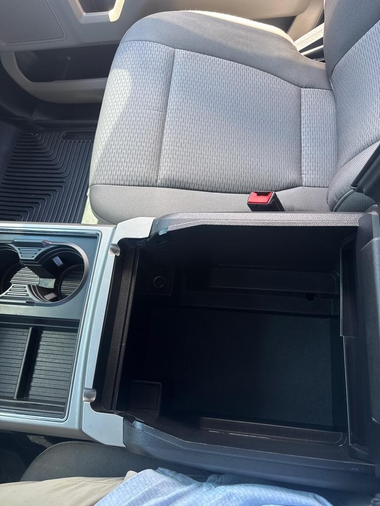 Ford Super Duty F-250 SRW King Ranch 4WD Crew Cab 8' Box 2022