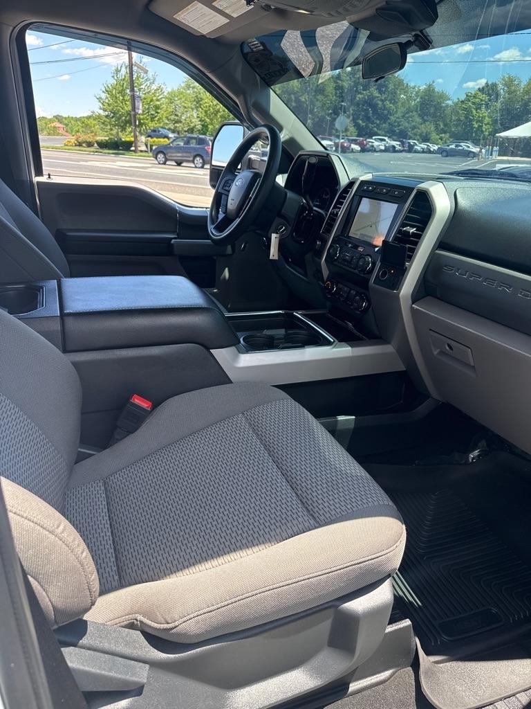 Ford Super Duty F-250 SRW King Ranch 4WD Crew Cab 8' Box 2022