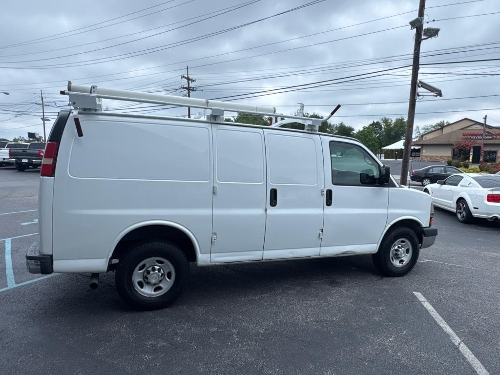 Chevrolet Express Cargo Van RWD 2500 135" 2015