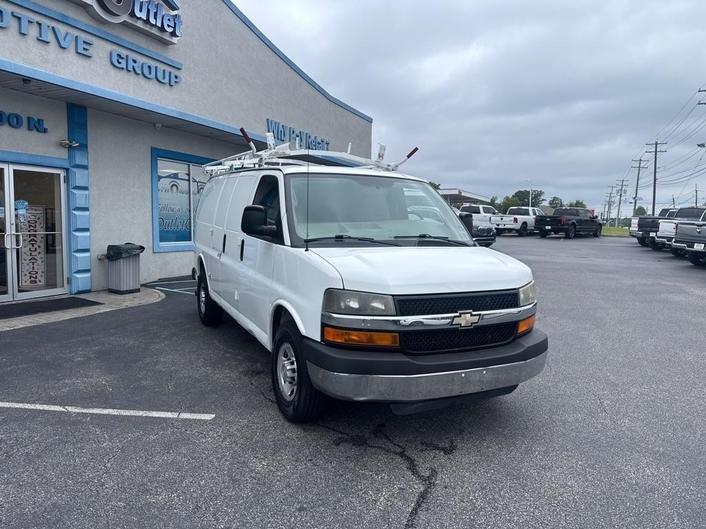 Chevrolet Express Cargo Van RWD 2500 135" 2015