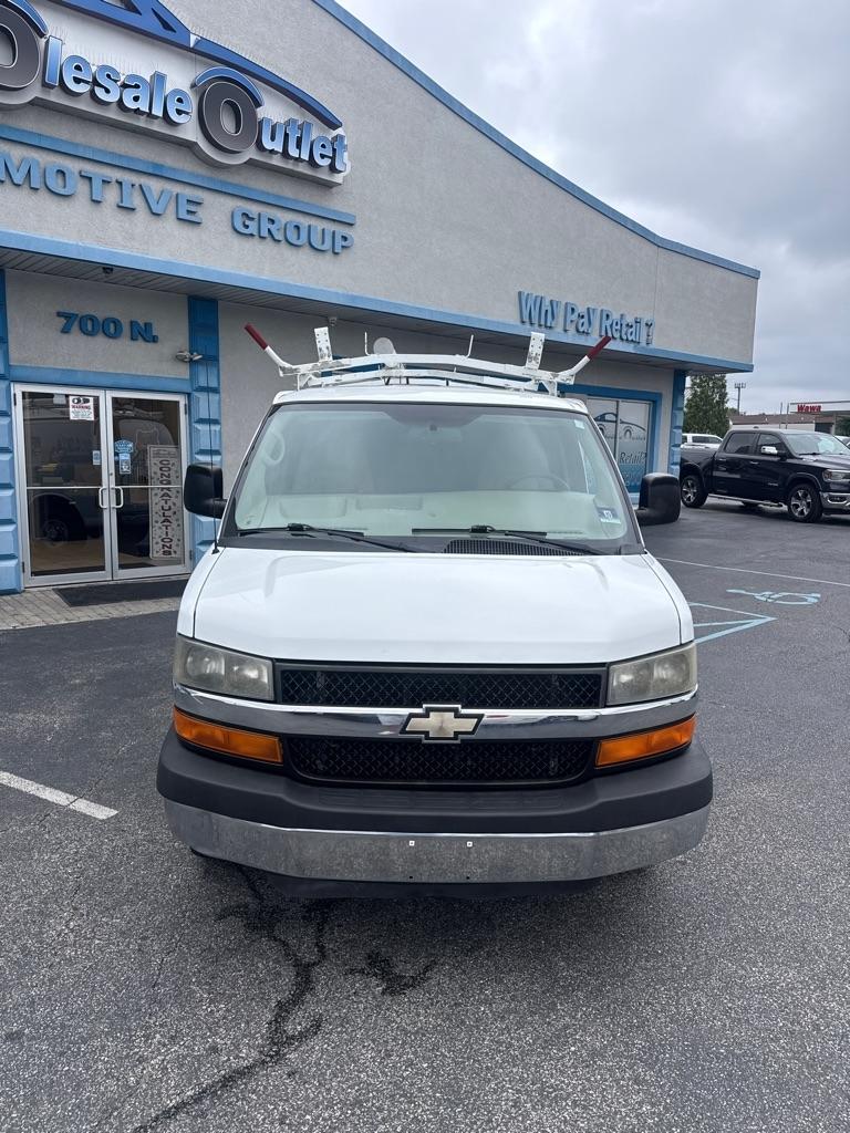 Chevrolet Express Cargo Van RWD 2500 135" 2015