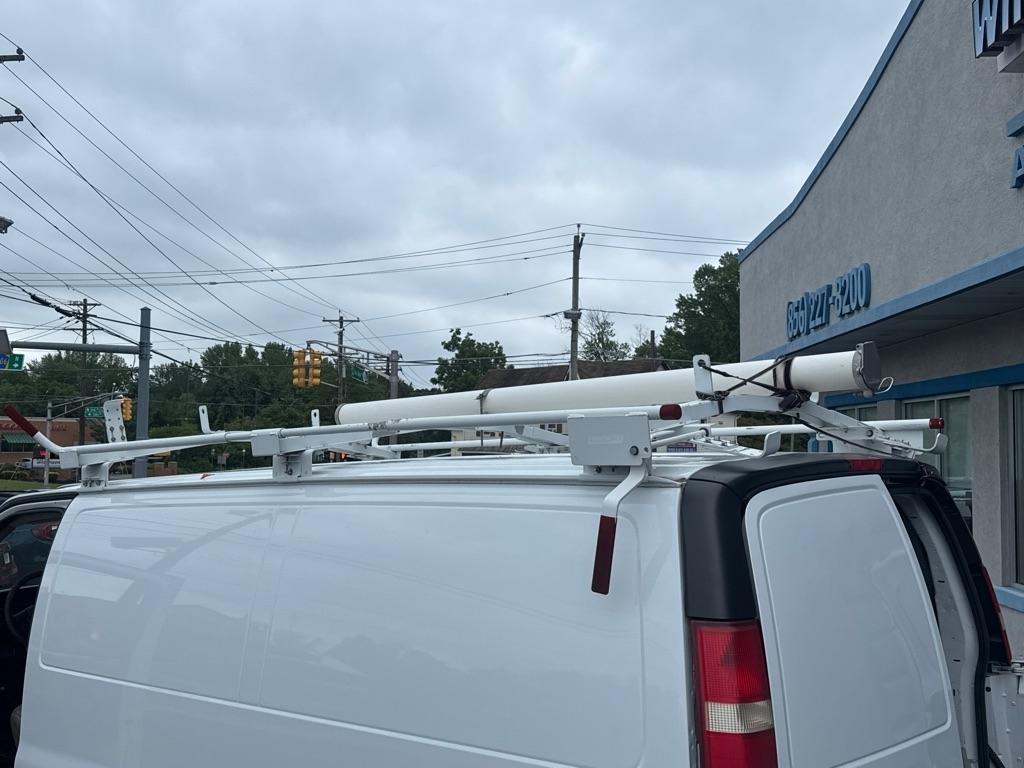 Chevrolet Express Cargo Van RWD 2500 135" 2015