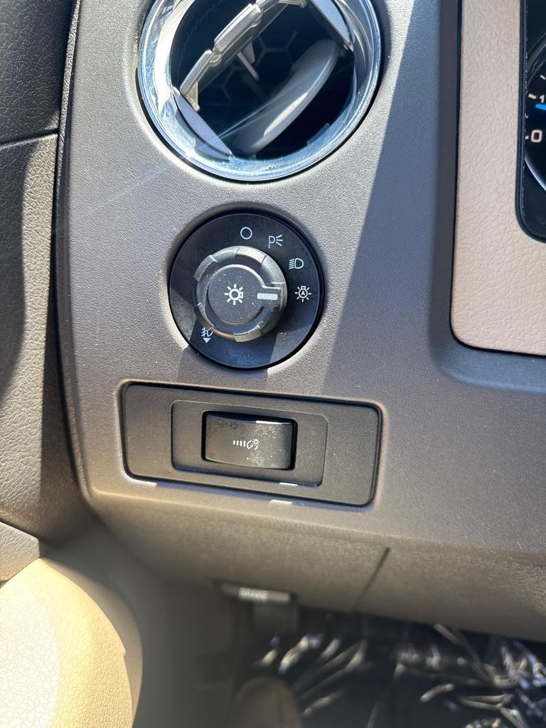 Ford F-150 4WD SuperCrew 145" King Ranch 2013