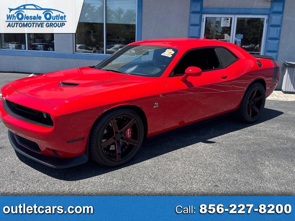 Dodge Challenger 2dr Cpe R/T Scat Pack 2016
