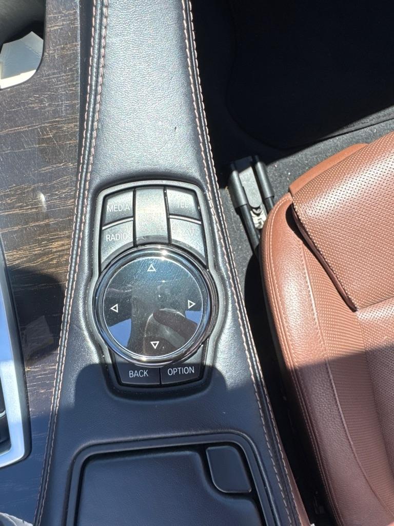 BMW 6 Series 2dr Conv 640i xDrive AWD 2015
