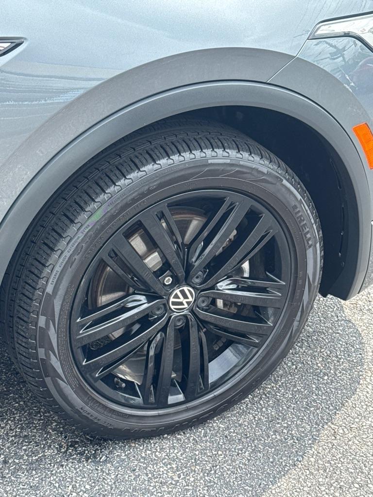 Volkswagen Tiguan 2.0T SE R-Line Black 4MOTION 2022