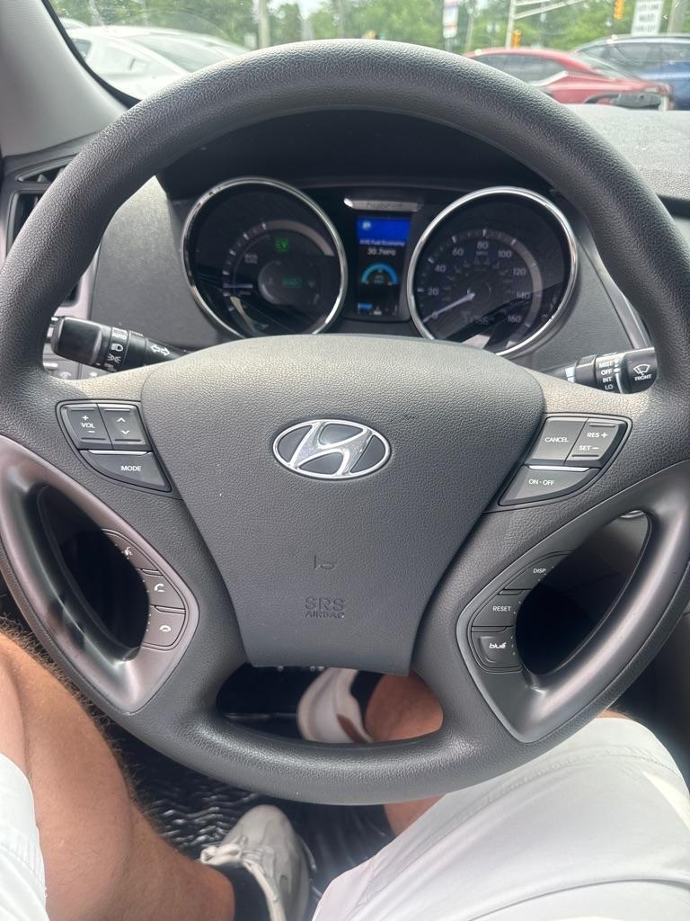 Hyundai Sonata Hybrid 4dr Sdn 2015