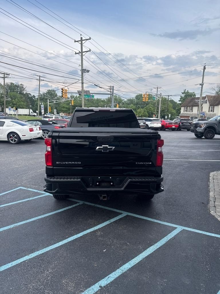 Chevrolet Silverado 1500 LTD 2WD Crew Cab 147" Custom 2022