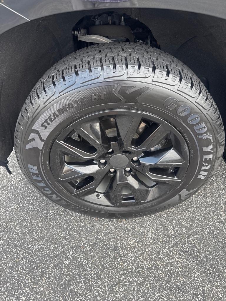 Chevrolet Silverado 1500 LTD 2WD Crew Cab 147" Custom 2022