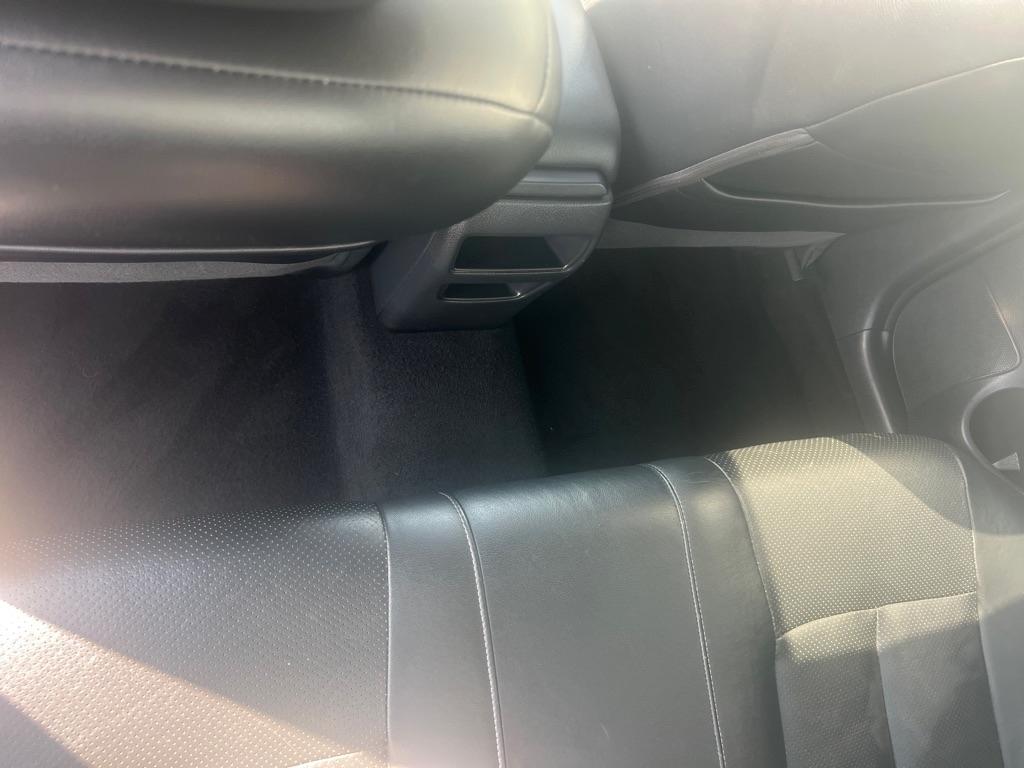 Nissan Sentra 4dr Sdn I4 CVT SL 2015