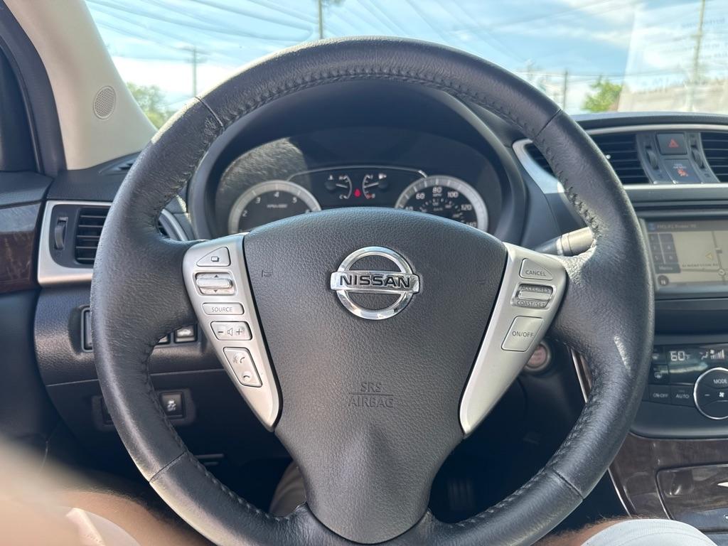 Nissan Sentra 4dr Sdn I4 CVT SL 2015