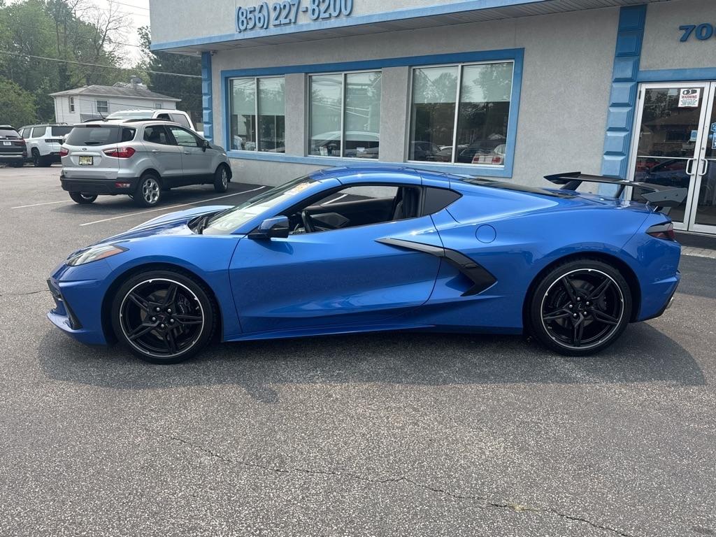 Chevrolet Corvette 2dr Stingray Cpe w/2LT 2021