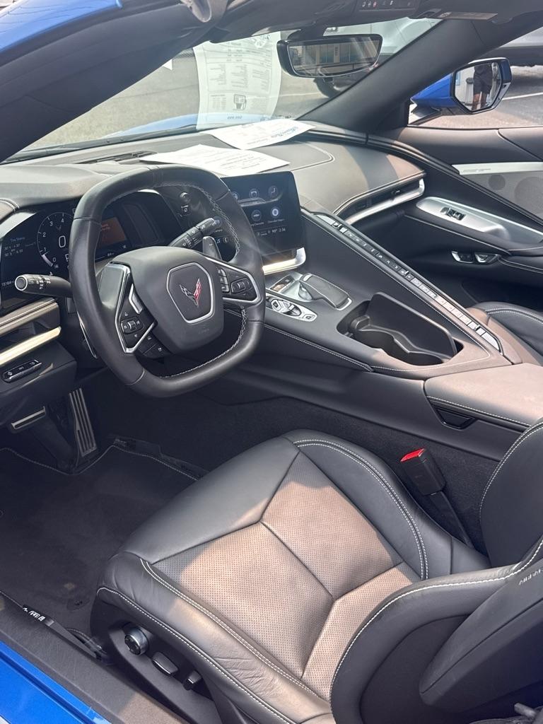 Chevrolet Corvette 2dr Stingray Cpe w/2LT 2021