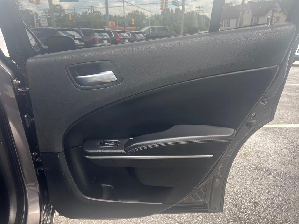 Dodge Charger SXT RWD 2021