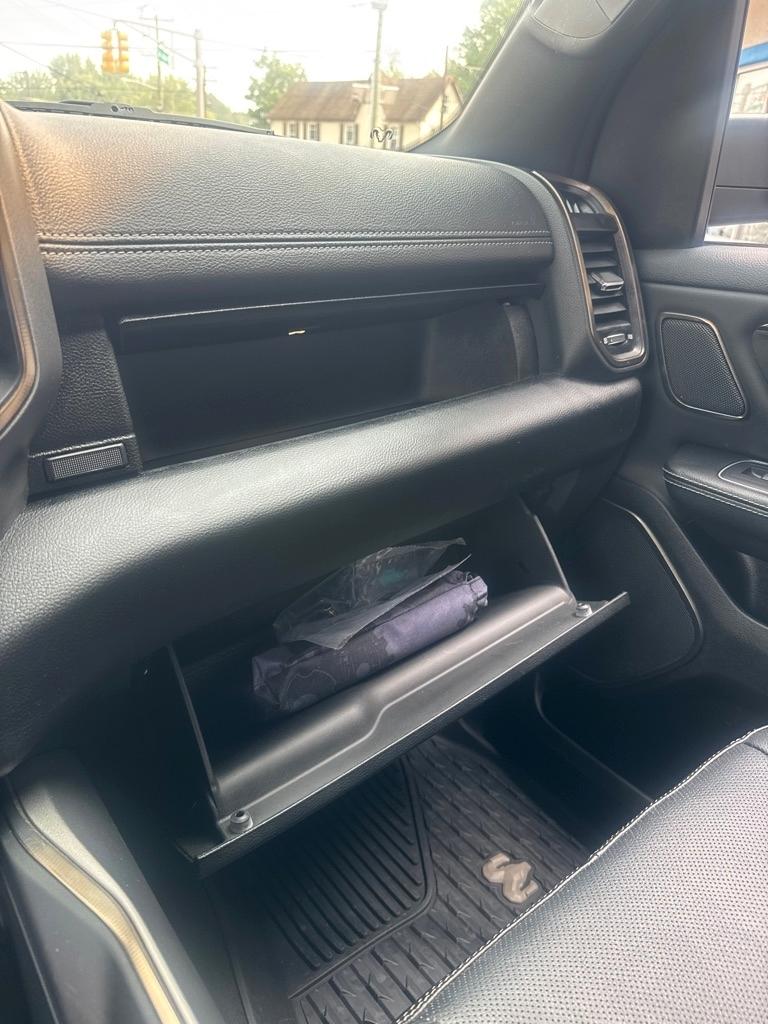 RAM 1500 Rebel 4x4 Crew Cab 5'7" Box 2023