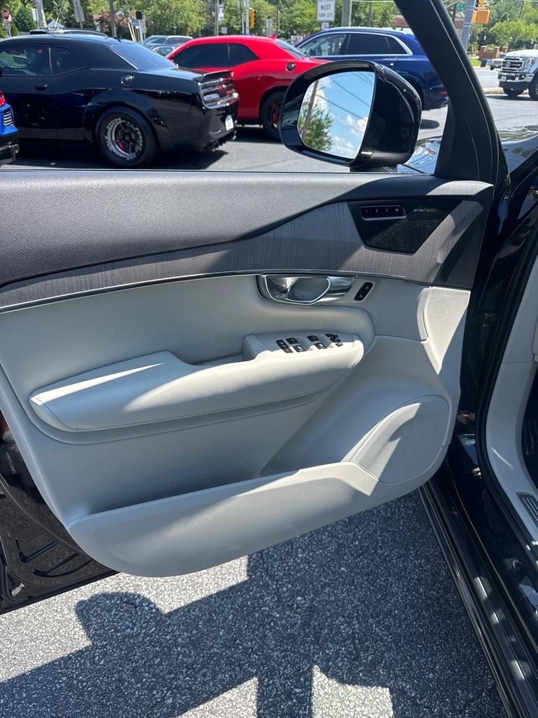 Volvo XC90 B5 AWD Plus 7P 2023