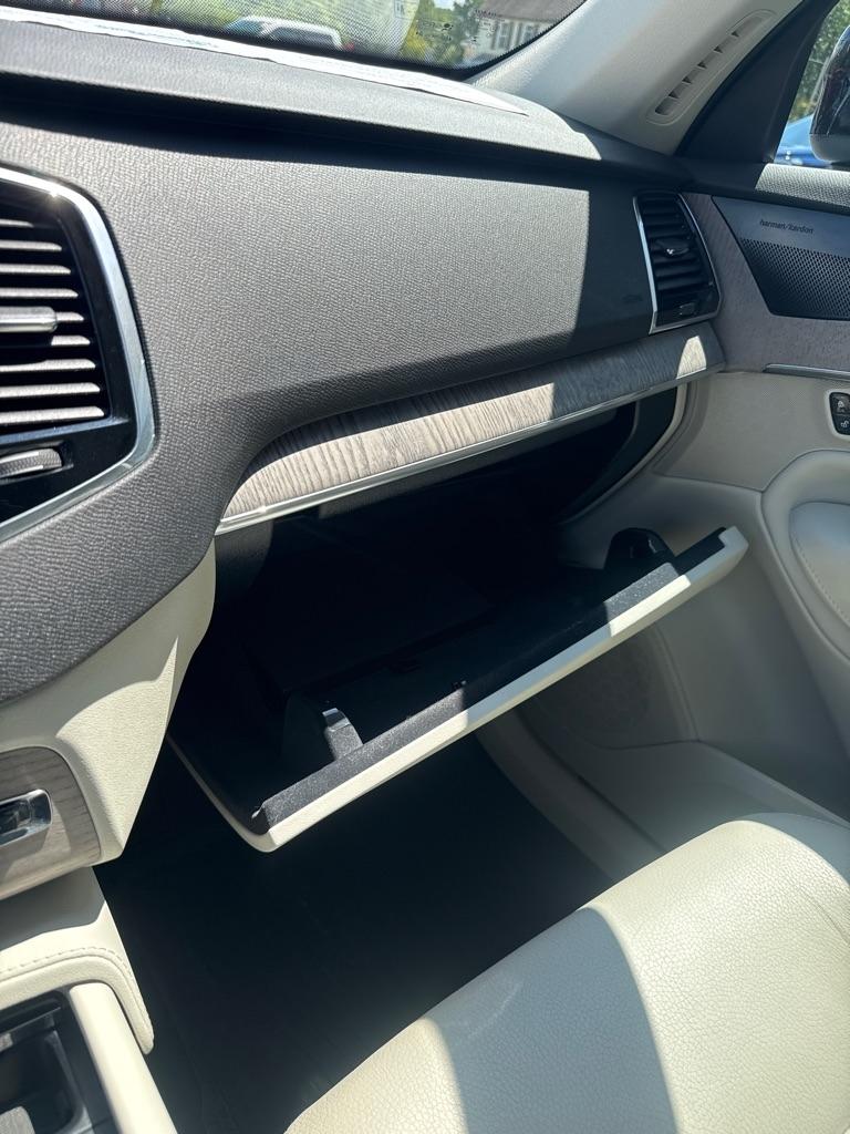Volvo XC90 B5 AWD Plus 7P 2023