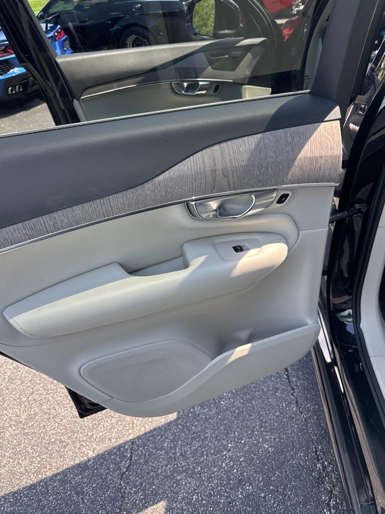 Volvo XC90 B5 AWD Plus 7P 2023