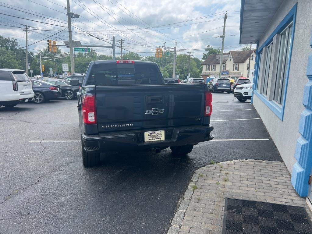 Chevrolet Silverado 1500 4WD Crew Cab 143.5" LTZ w/2LZ 2018
