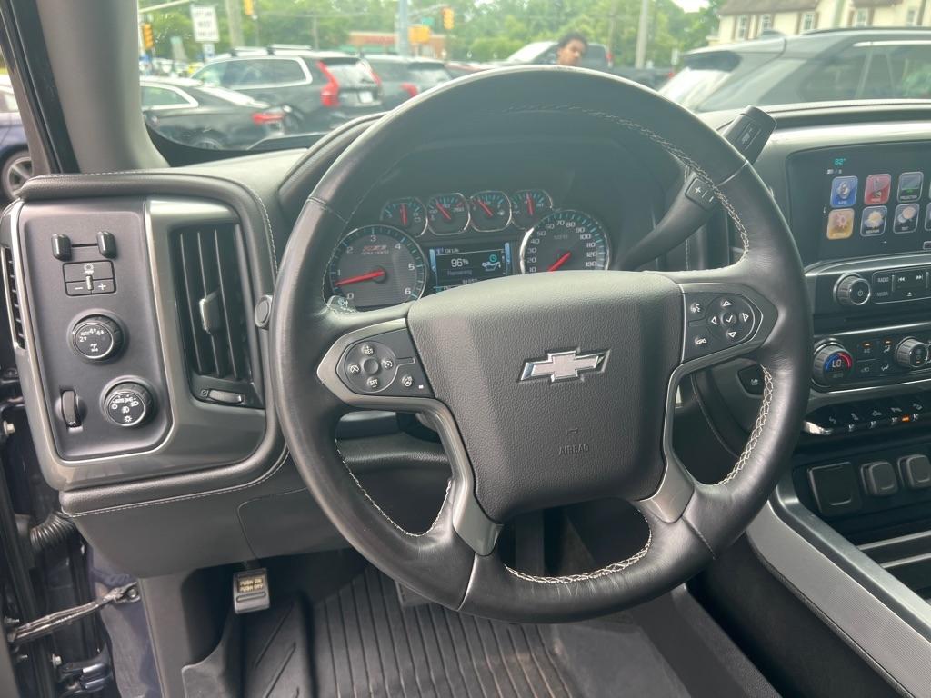 Chevrolet Silverado 1500 4WD Crew Cab 143.5" LTZ w/2LZ 2018