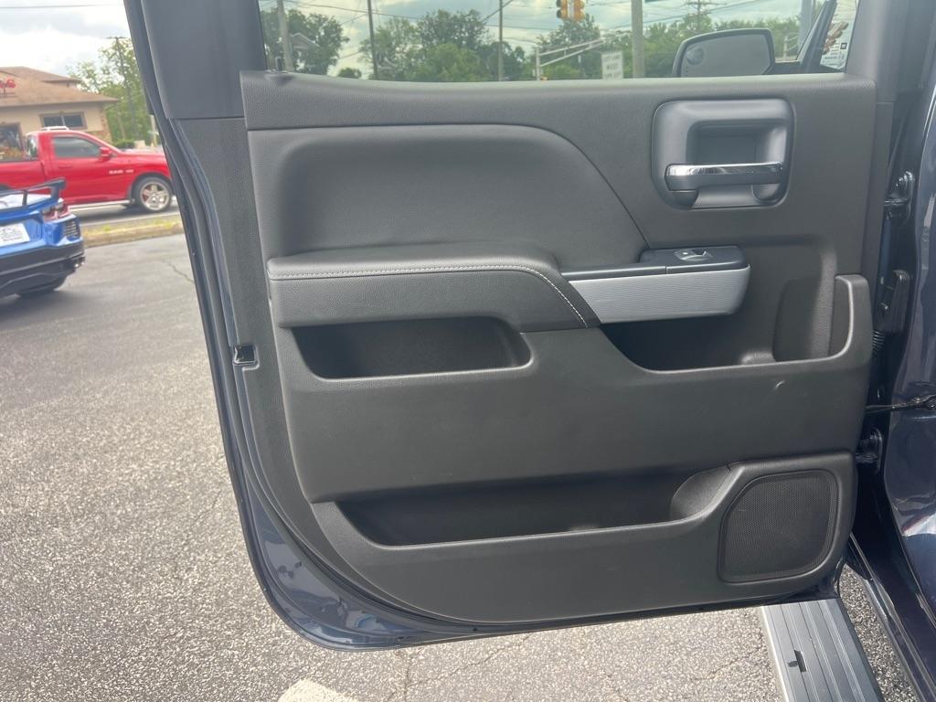 Chevrolet Silverado 1500 4WD Crew Cab 143.5" LTZ w/2LZ 2018
