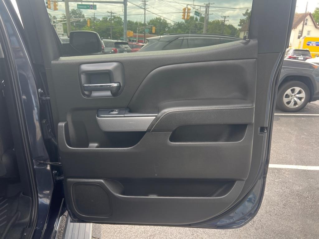 Chevrolet Silverado 1500 4WD Crew Cab 143.5" LTZ w/2LZ 2018