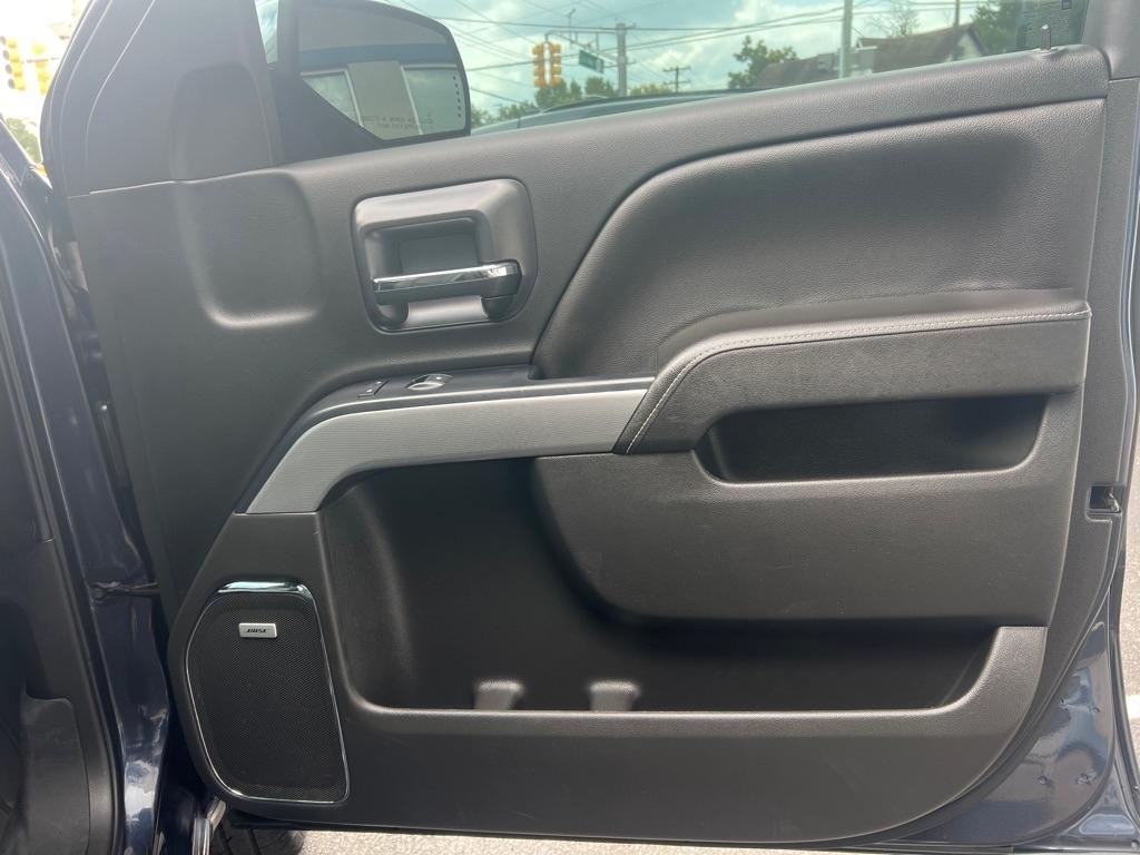 Chevrolet Silverado 1500 4WD Crew Cab 143.5" LTZ w/2LZ 2018