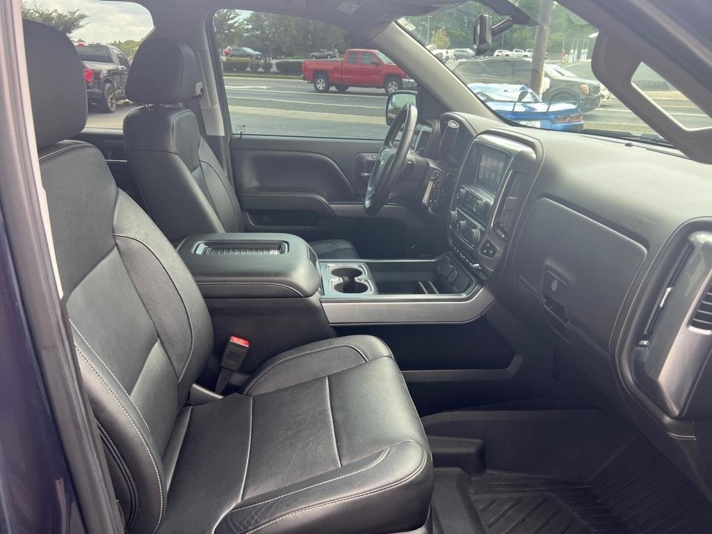 Chevrolet Silverado 1500 4WD Crew Cab 143.5" LTZ w/2LZ 2018