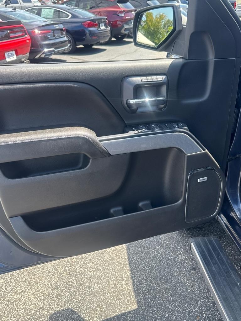 Chevrolet Silverado 1500 4WD Crew Cab 143.5" LTZ w/2LZ 2018