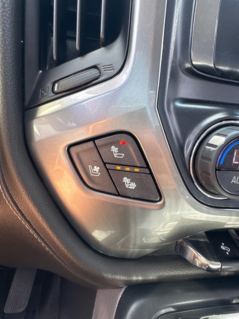 Chevrolet Silverado 1500 4WD Crew Cab 143.5" LTZ w/2LZ 2018