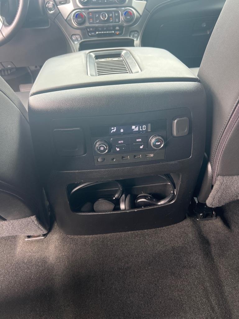 Chevrolet Tahoe 4WD 4dr Premier 2018