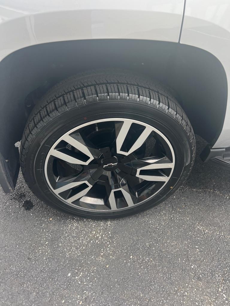Chevrolet Tahoe 4WD 4dr Premier 2018