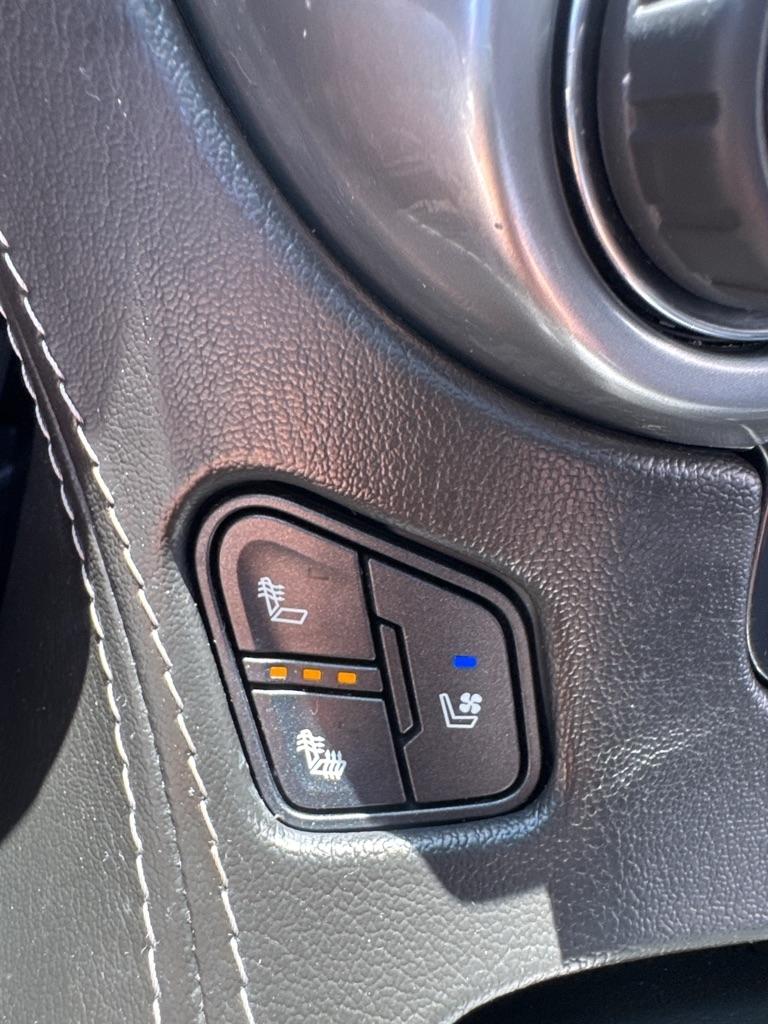 Chevrolet Tahoe 4WD 4dr Premier 2018