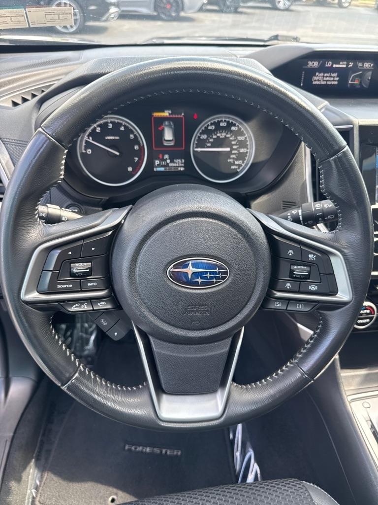 Subaru Forester Premium CVT 2021
