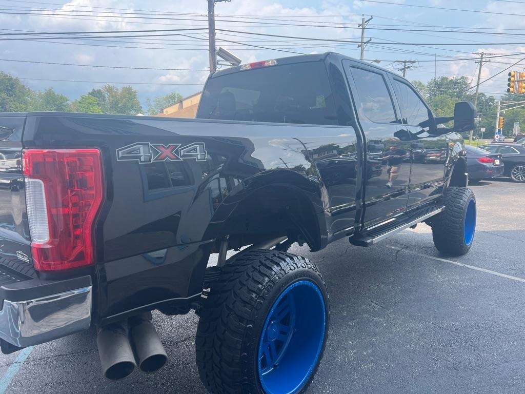 Ford Super Duty F-250 SRW King Ranch 4WD Crew Cab 8' Box 2018