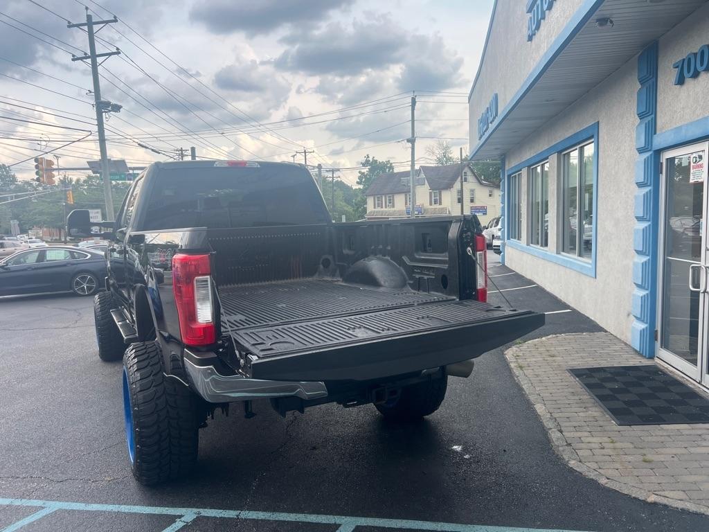 Ford Super Duty F-250 SRW King Ranch 4WD Crew Cab 8' Box 2018