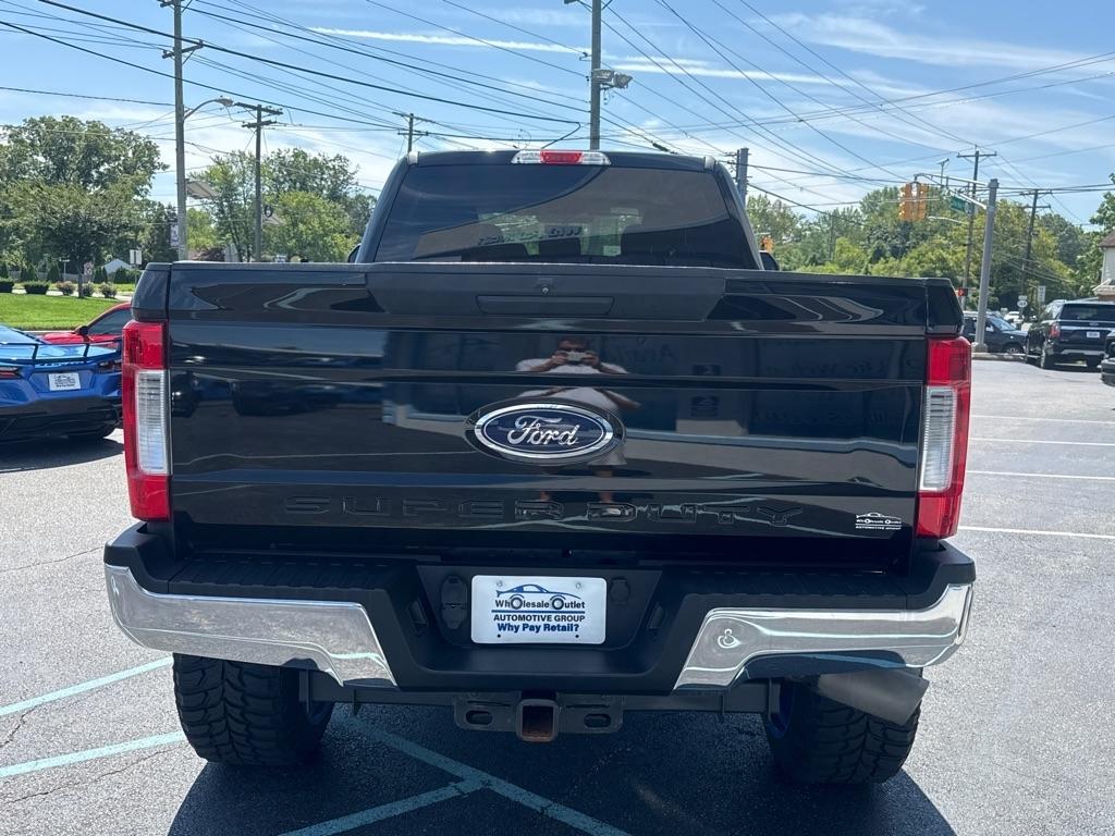 Ford Super Duty F-250 SRW King Ranch 4WD Crew Cab 8' Box 2018