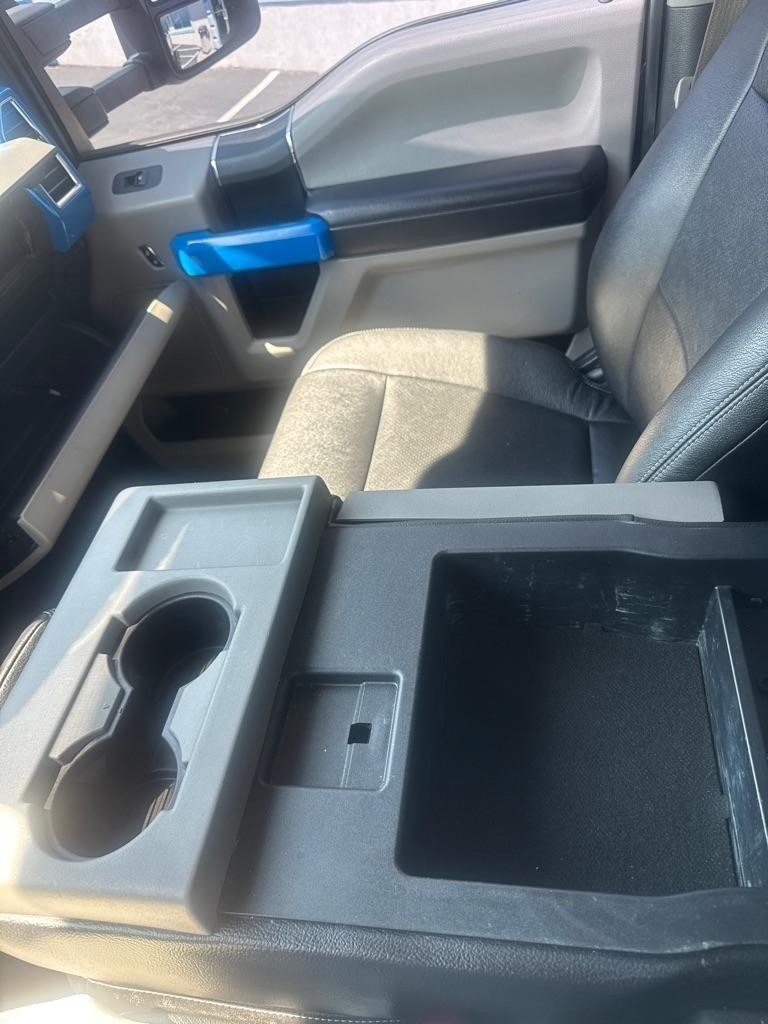 Ford Super Duty F-250 SRW King Ranch 4WD Crew Cab 8' Box 2018