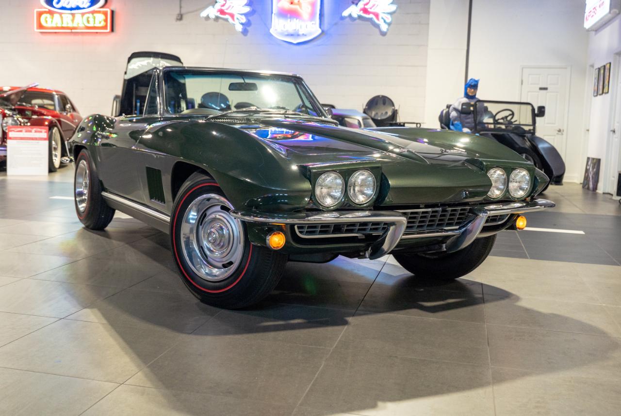 Chevrolet Corvette 2D Convertible 1967