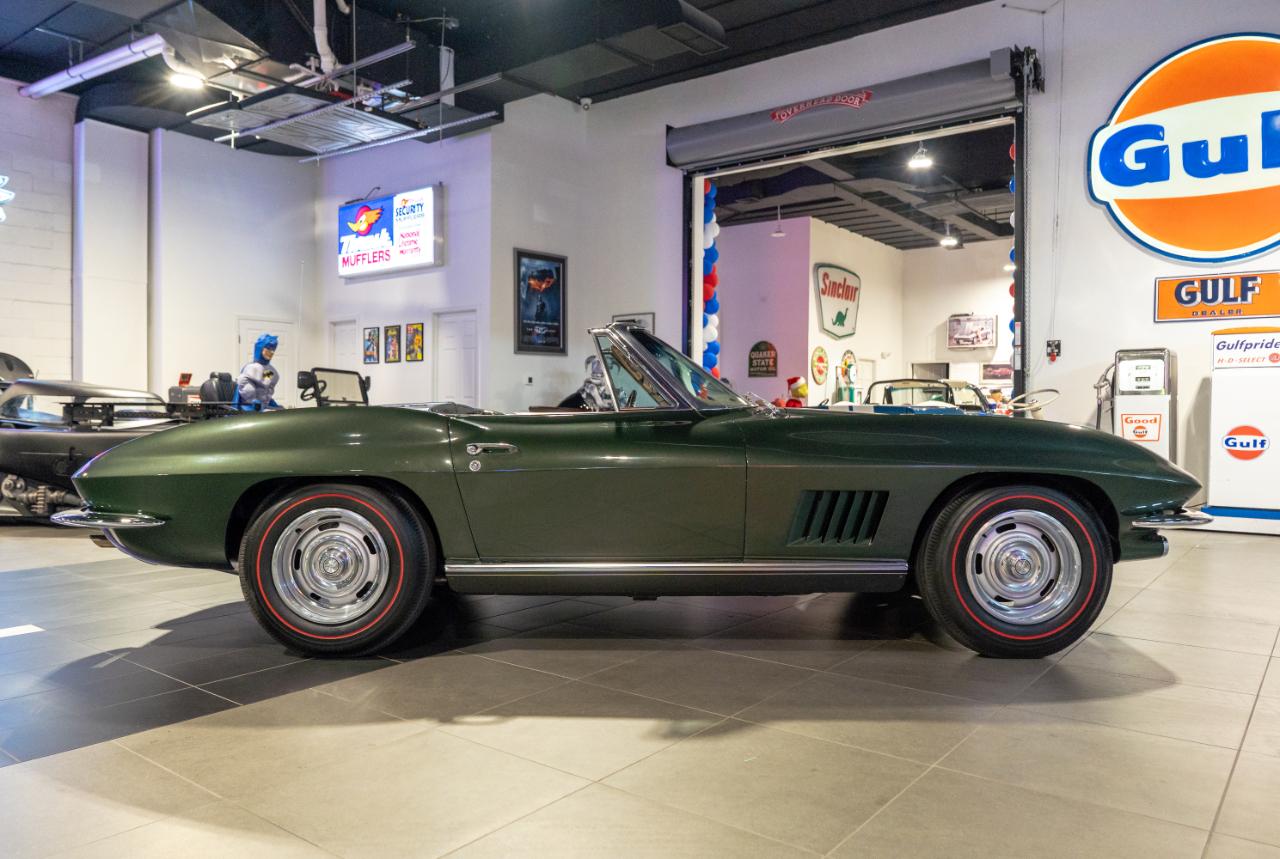 Chevrolet Corvette 2D Convertible 1967
