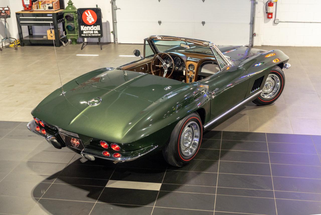 Chevrolet Corvette 2D Convertible 1967