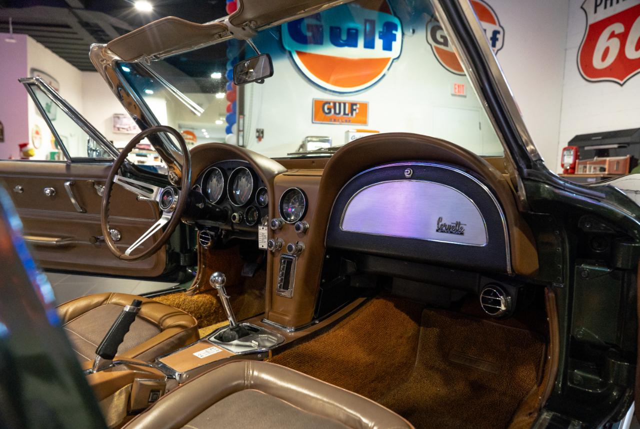 Chevrolet Corvette 2D Convertible 1967