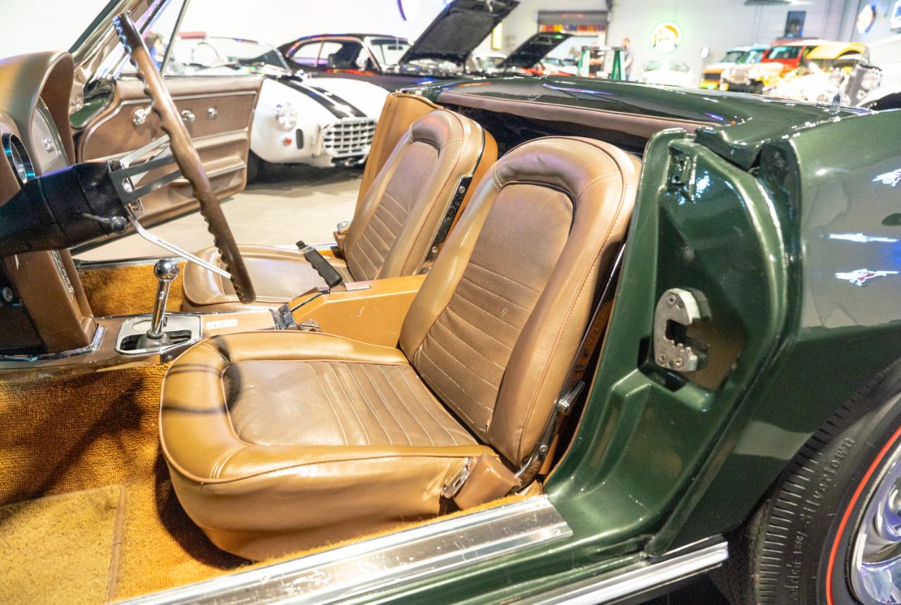 Chevrolet Corvette 2D Convertible 1967